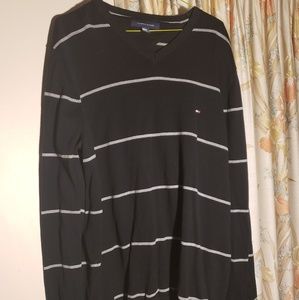Tommy Hilfiger sweater